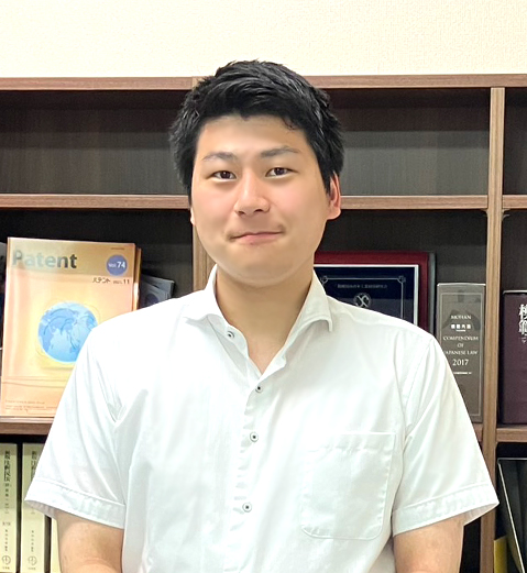 秋山 馨 弁護士