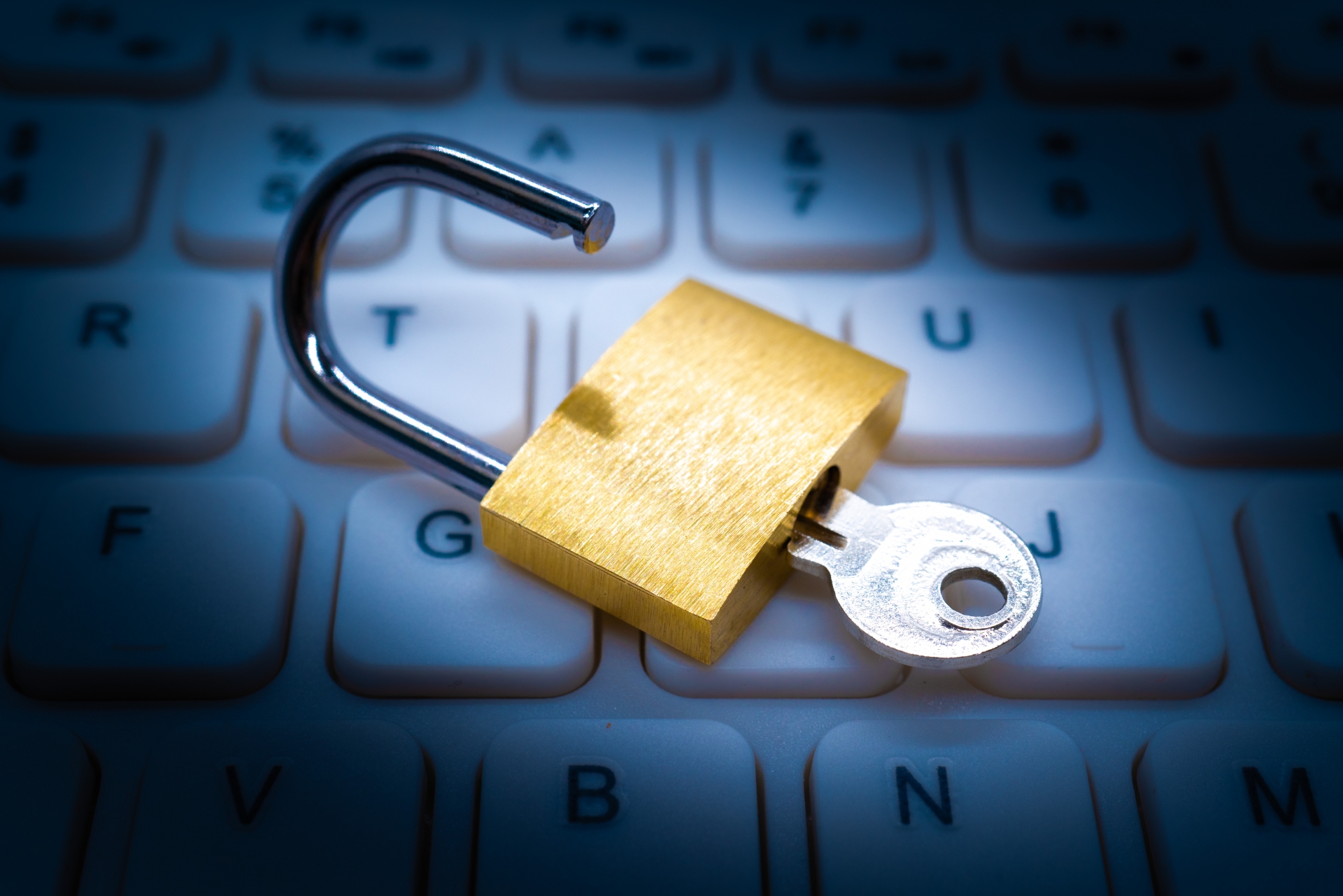 情報漏洩事故後の「秘密情報管理体制の未整備」を解決した事例